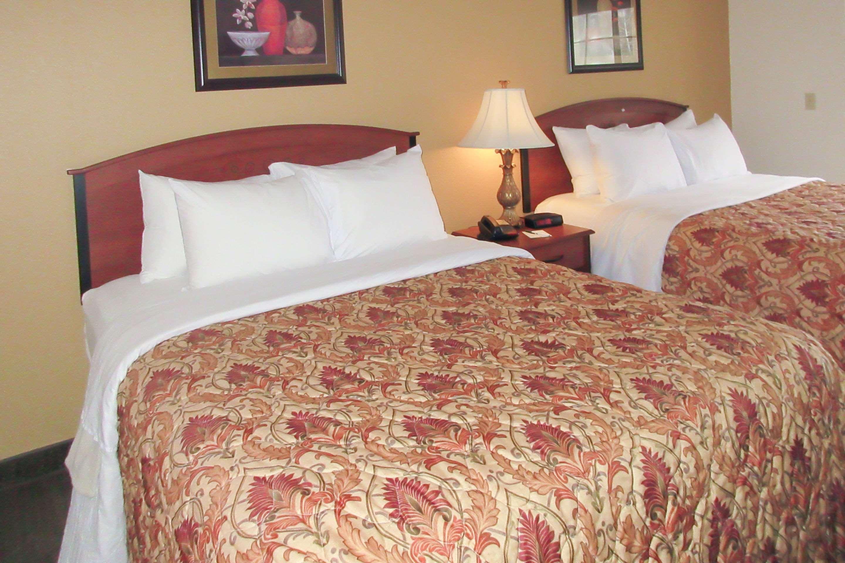 Quality Inn & Suites Prestonsburg Next To Mountain Arts Center Luaran gambar