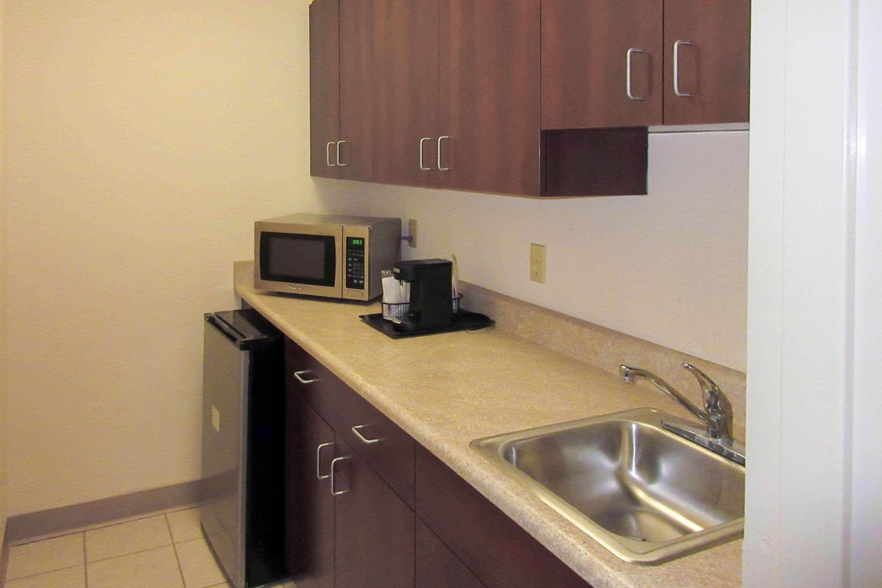 Quality Inn & Suites Prestonsburg Next To Mountain Arts Center Luaran gambar