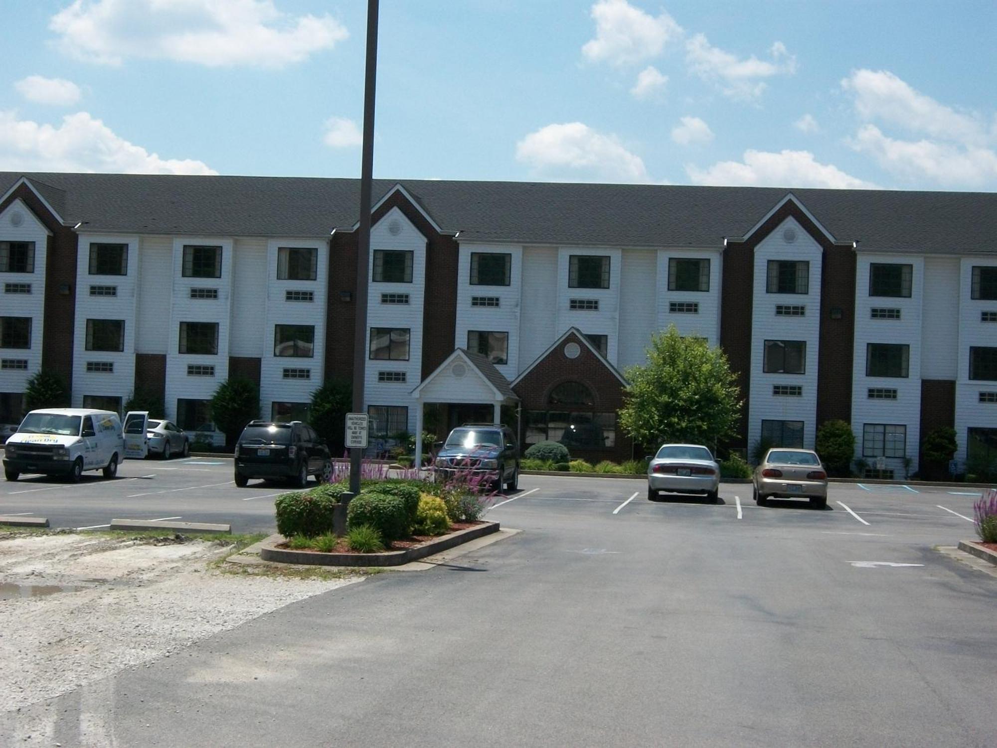 Quality Inn & Suites Prestonsburg Next To Mountain Arts Center Luaran gambar