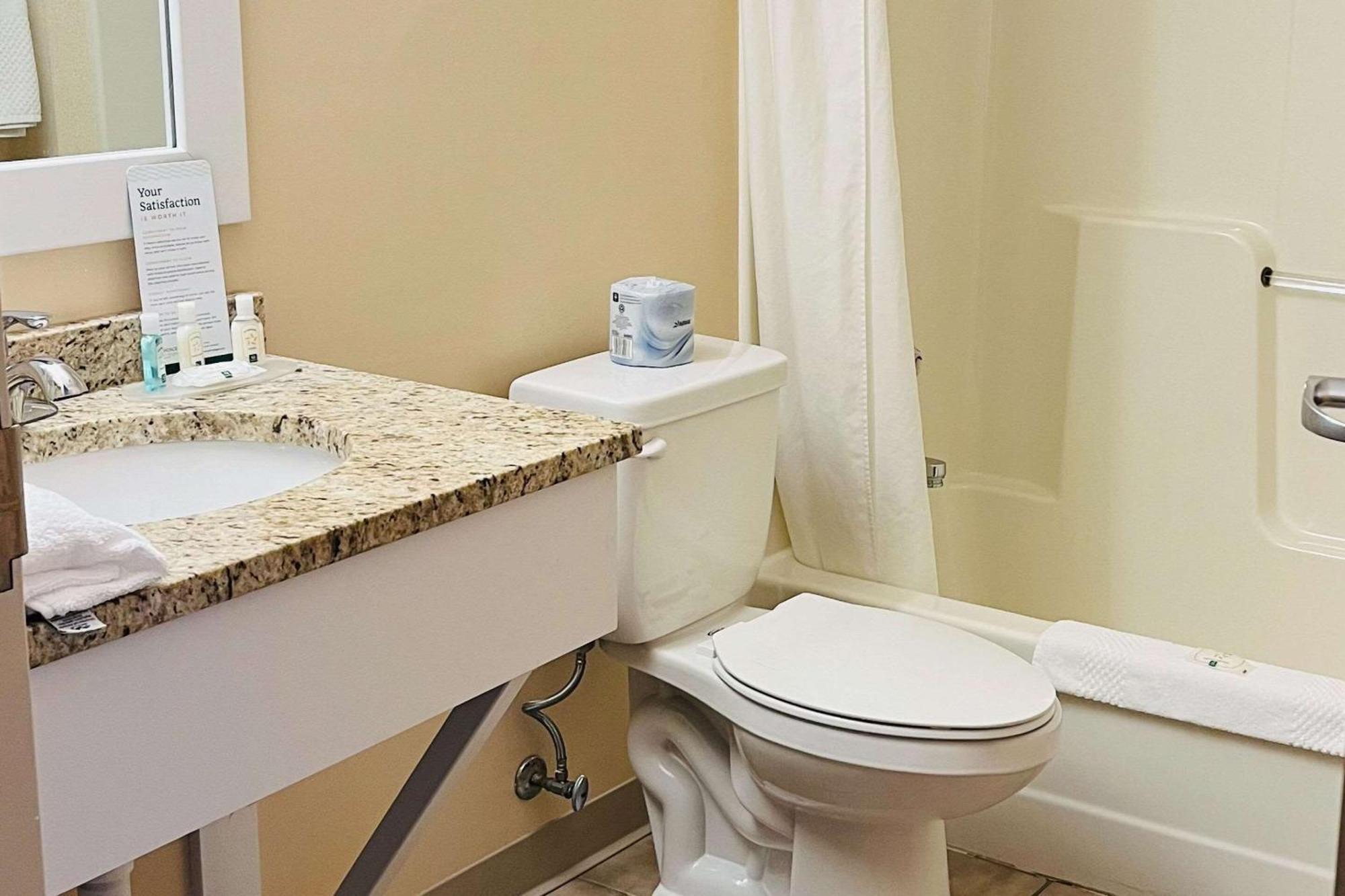 Quality Inn & Suites Prestonsburg Next To Mountain Arts Center Luaran gambar