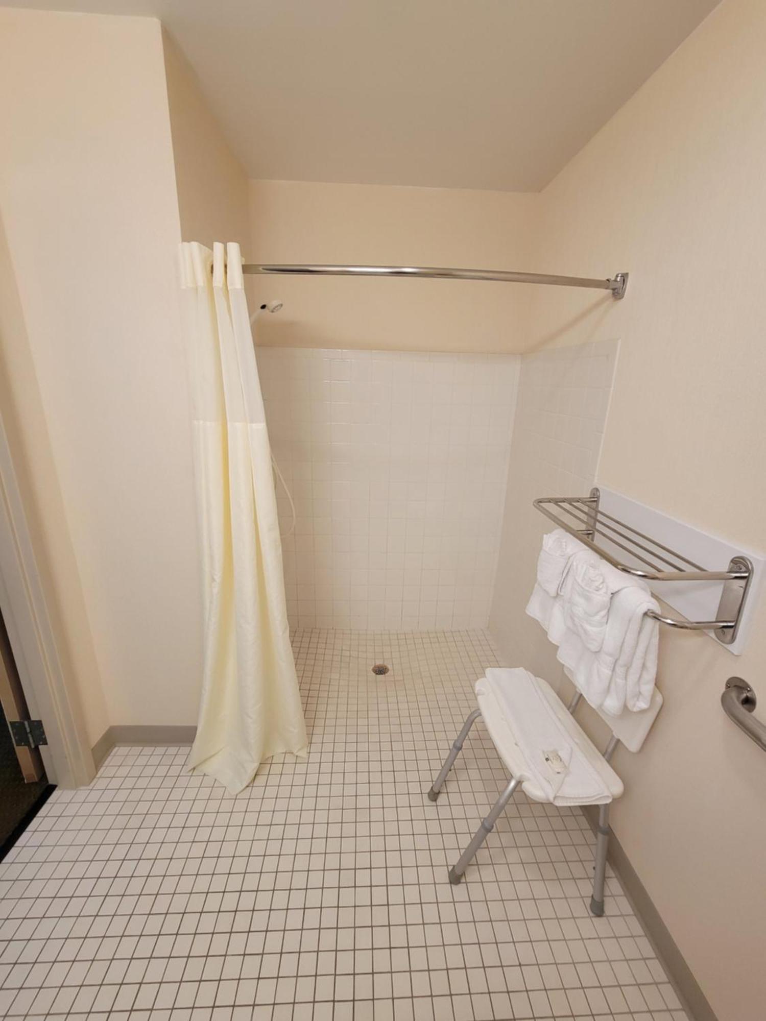 Quality Inn & Suites Prestonsburg Next To Mountain Arts Center Luaran gambar