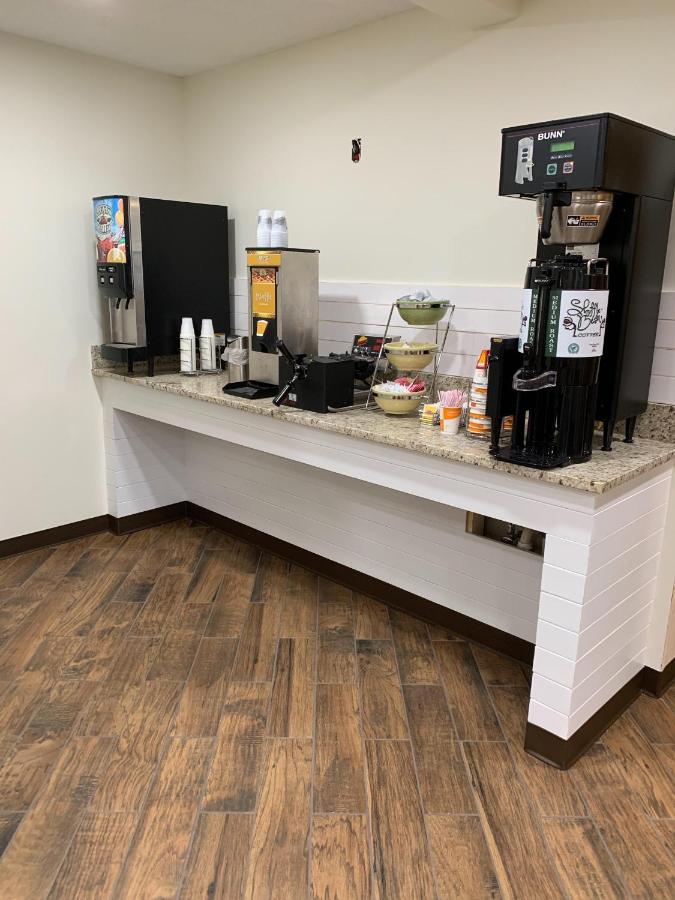 Quality Inn & Suites Prestonsburg Next To Mountain Arts Center Luaran gambar