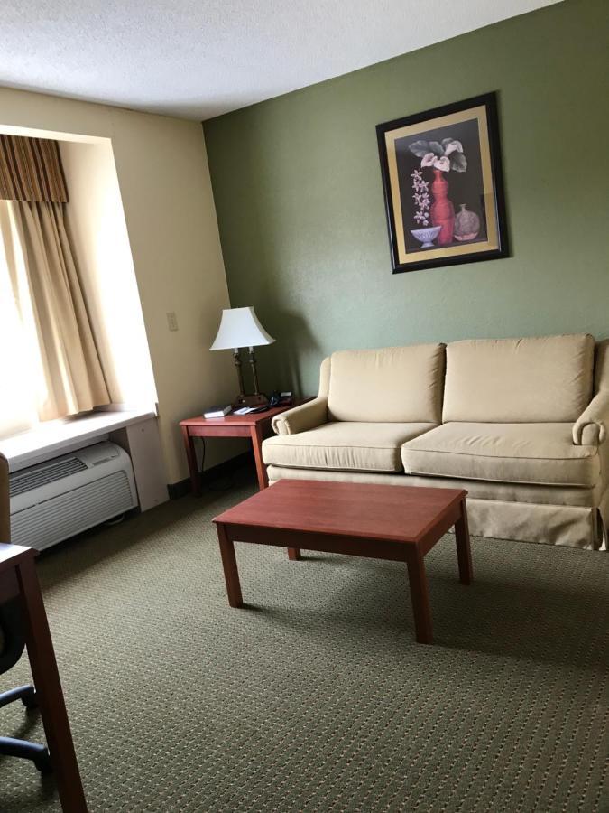 Quality Inn & Suites Prestonsburg Next To Mountain Arts Center Luaran gambar