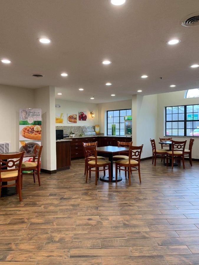 Quality Inn & Suites Prestonsburg Next To Mountain Arts Center Luaran gambar