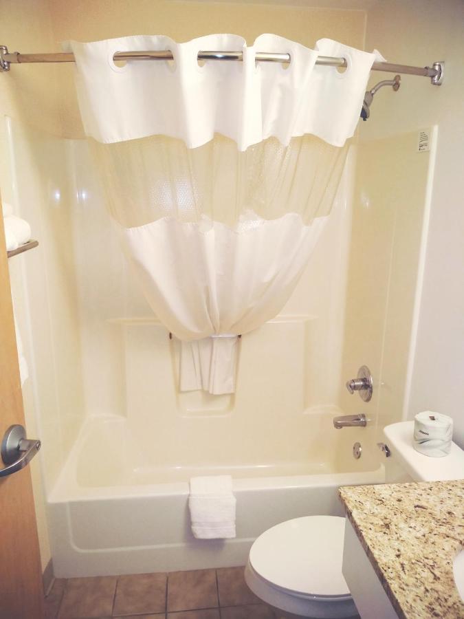 Quality Inn & Suites Prestonsburg Next To Mountain Arts Center Luaran gambar
